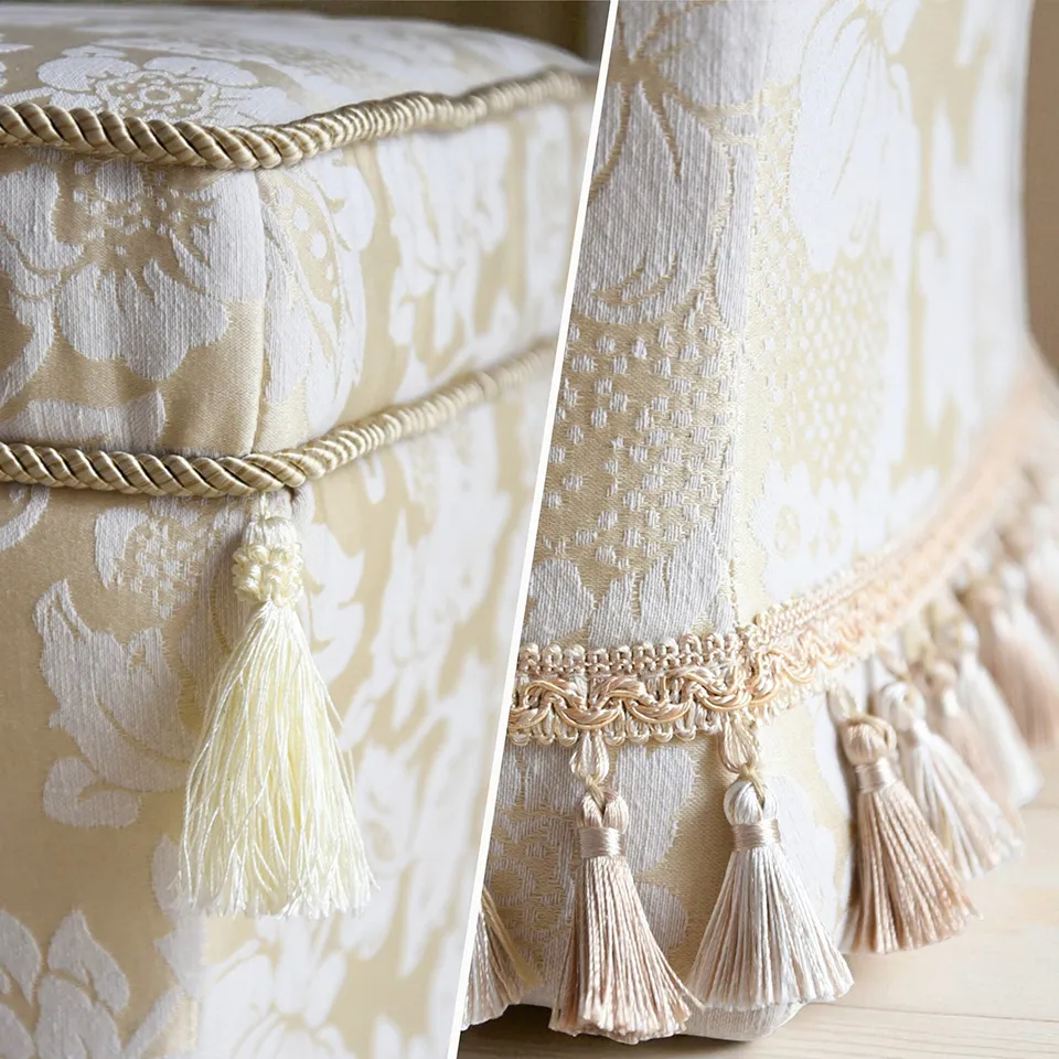 ヨーロピアン アンティーク調 タッセル付き スツール 画像6