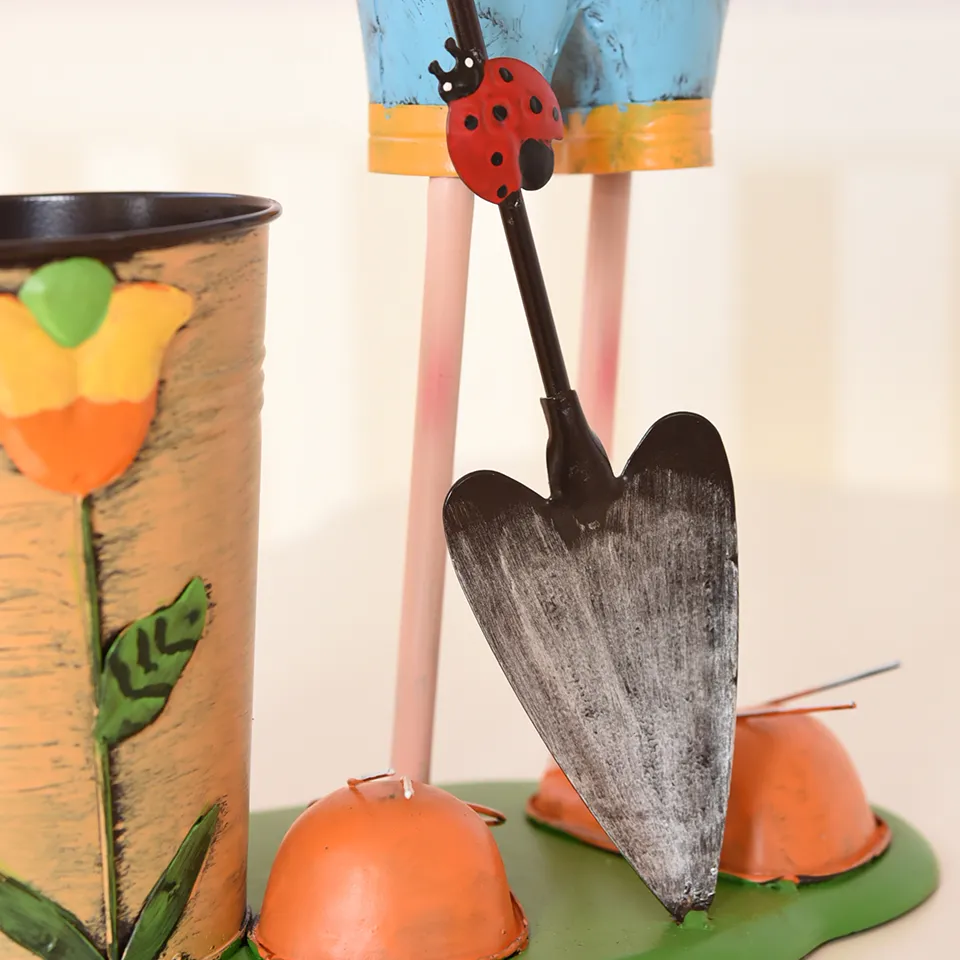 ヨーロピアン ガーデニング オブジェ 小さな庭師の少年 画像10