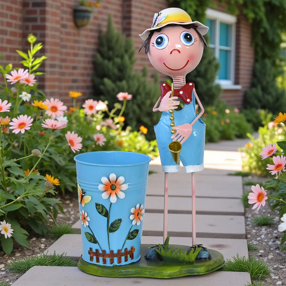 ヨーロピアン ガーデニング オブジェ ラッパの少年 画像2