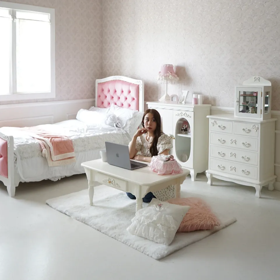 クリスマスまで限定 クリスマスまで限定 ロココ調 姫家具4点セット 画像2