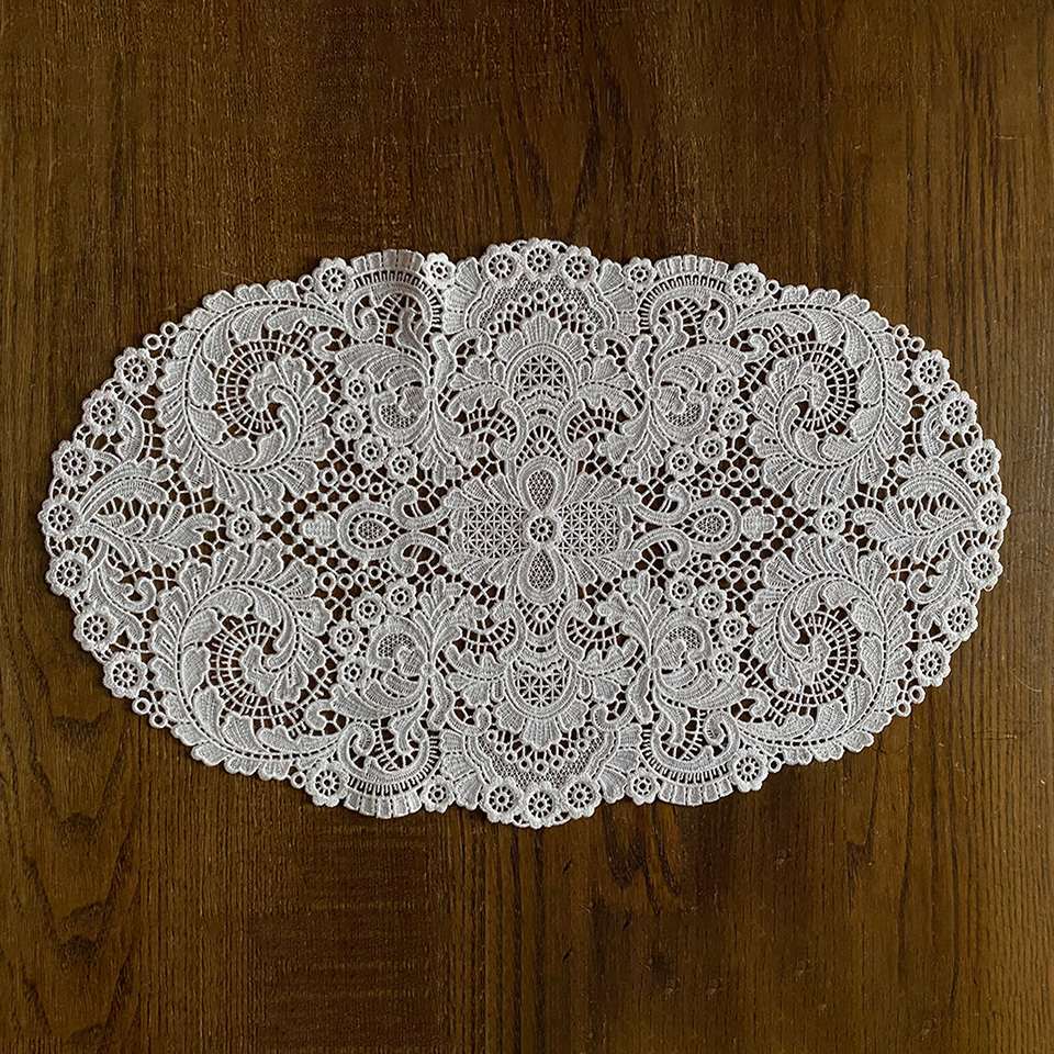 テーブルセンター オーバル テーブルリネン 敷物 レース 画像4