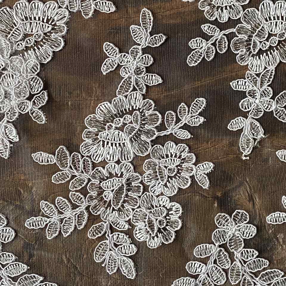 ドイリー 正方形 花瓶敷 ファブリック レース 刺繍 インテリア雑貨 画像2