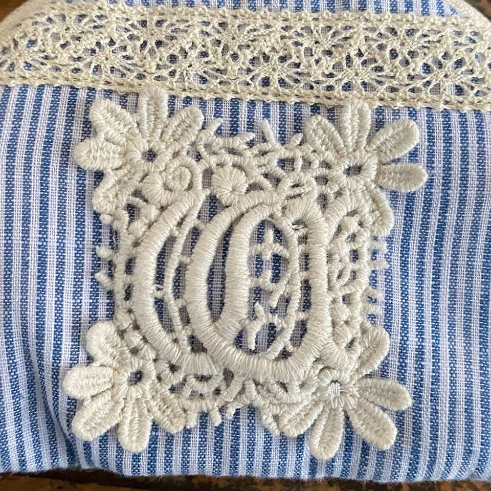 アクセサリーポーチ 化粧ポーチ ファブリック レース 刺繍 ファッション雑貨 画像3