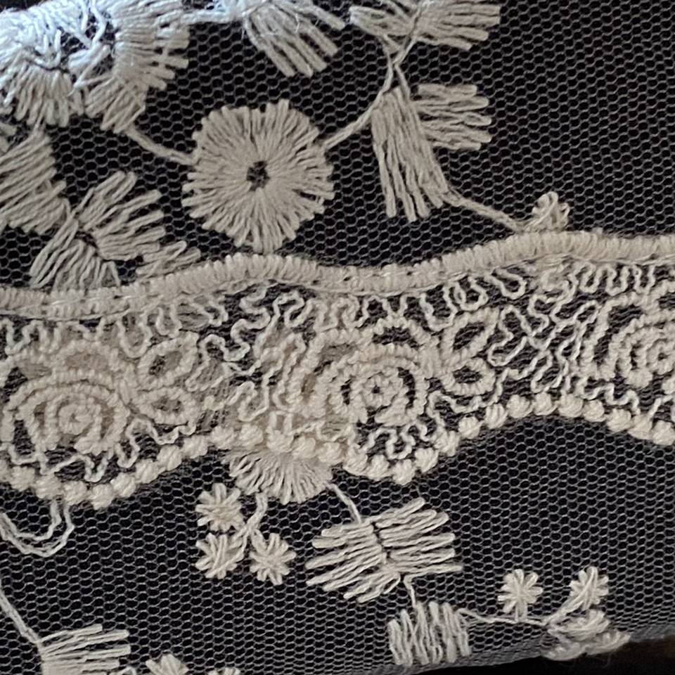 グラスケース メガネポーチ 布製 レース 刺繍 ファッション雑貨 画像2