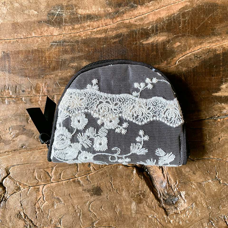 アクセサリーポーチ 化粧ポーチ ファブリック レース 刺繍 ファッション雑貨 画像4
