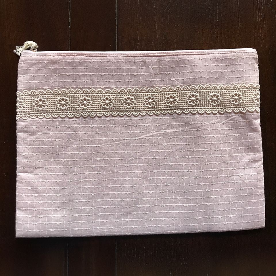 フラットポーチ 化粧ポーチ ピンク ファブリック レース 刺繍 ファッション雑貨 画像4