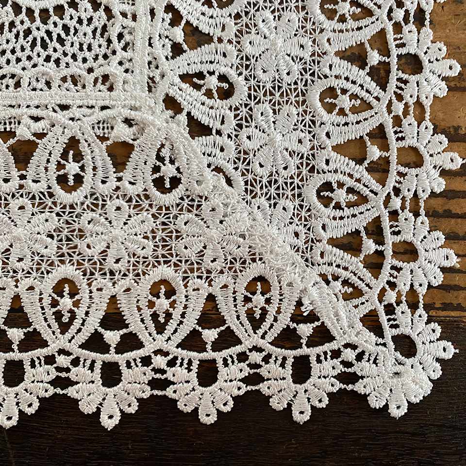 ドイリー 正方形 敷物 花瓶敷 テーブルリネン ギュピールレース 画像2