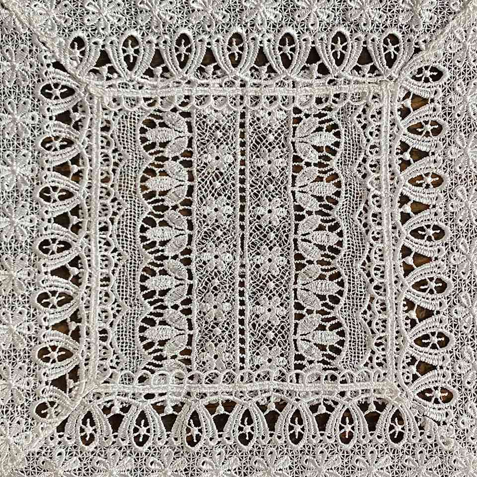 ドイリー 正方形 敷物 花瓶敷 テーブルリネン ギュピールレース 画像3