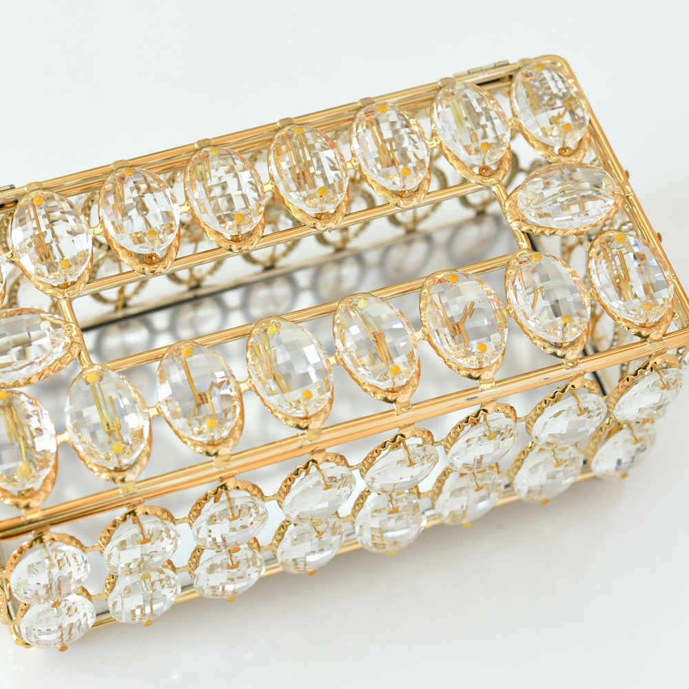 ティッシュボックス