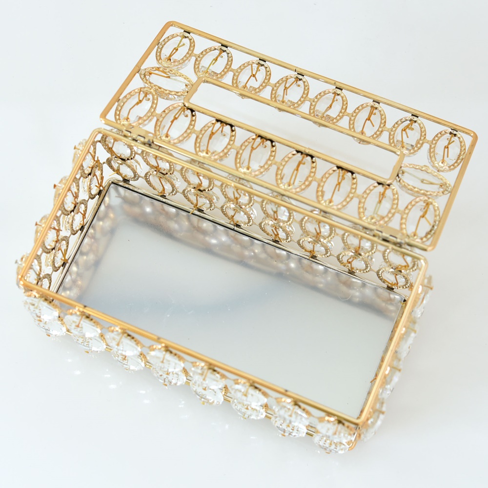 ティッシュボックス